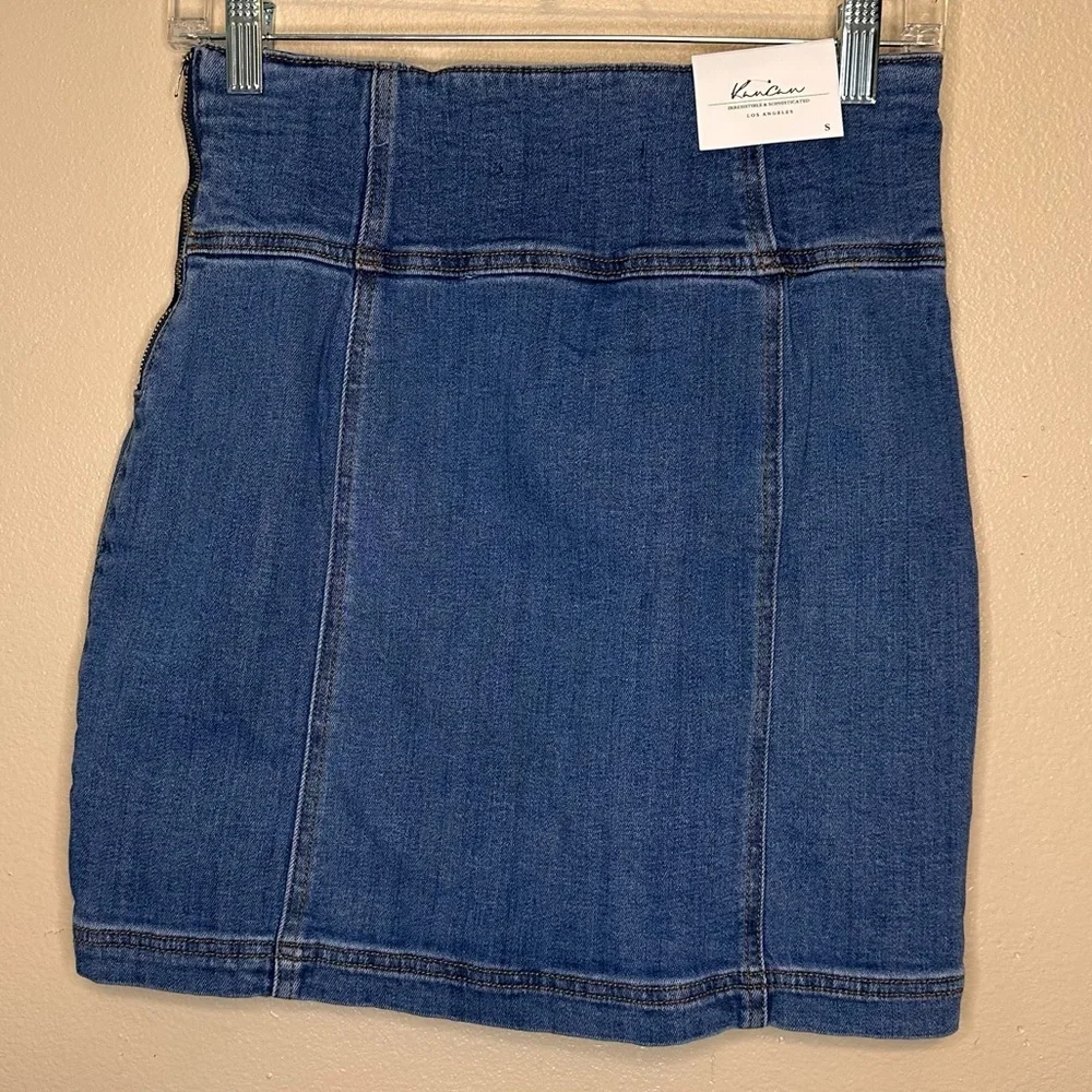 NWT KanCan Blue Tie Front Denim Skirt Size Small - Picture 4 of 7